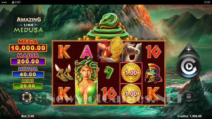 Amazing Link Medusa — main hero banner at Casino Regina Casino